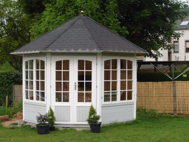 Kundebillede: Havepavillon model Emma-40 med fire vinduer